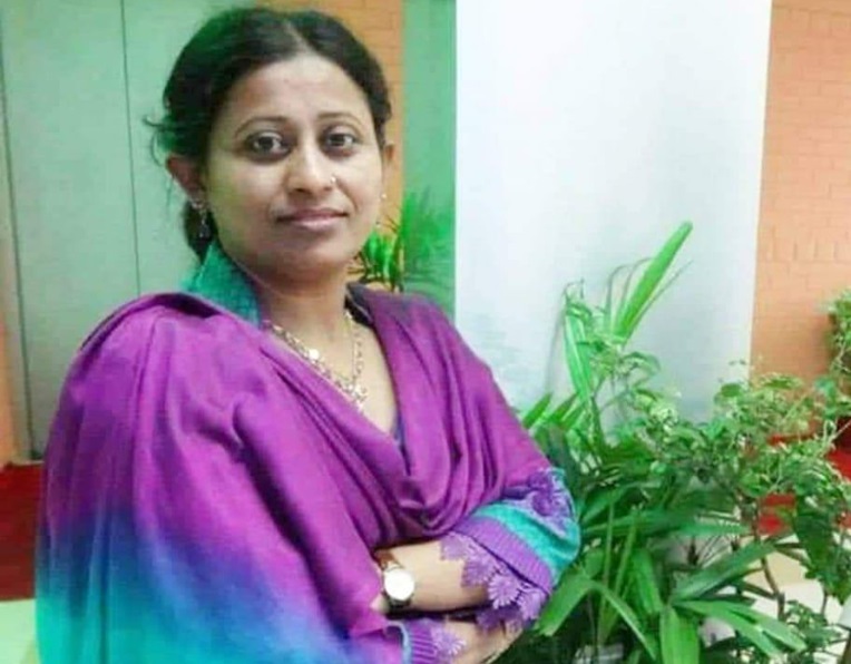 শা মী মা  সু ল তা না 